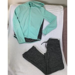 2 piece SO Perfect Zip-Up Hoodie and Dorm Pant soft aqua gray Girls Size10